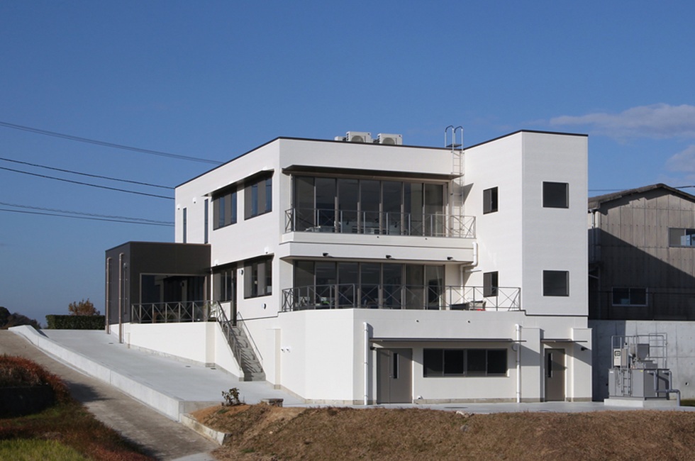有限会社はる希新社屋